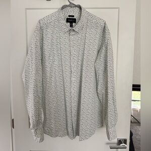 Kenneth Cole White Casual Button Down Shirt